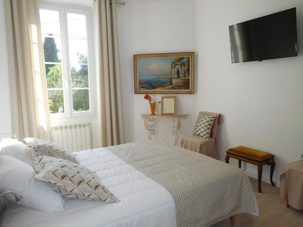 Villa Marguerite Hyeres Bagian luar foto